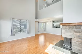 Photo #2: 6778051 Listing