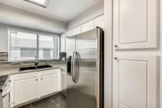 Photo #5: 6778051 Listing