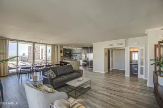 Photo #5: 6778076 Listing