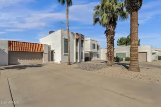 Photo #1: 6778108 Listing