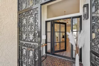 Photo #3: 6778124 Listing