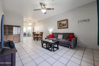 Photo #2: 6778430 Listing