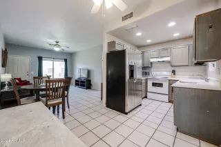 Photo #4: 6778430 Listing