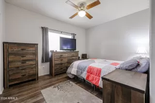 Photo #6: 6778430 Listing