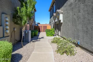 Photo #4: 6778735 Listing