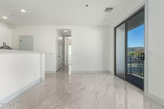 Photo #5: 6778806 Listing 