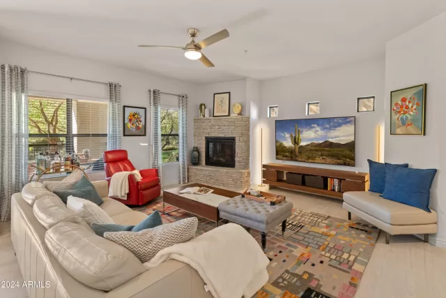 MLS: 6778913 Condo For Sale