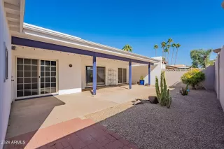 Photo #4: 6778953 Listing