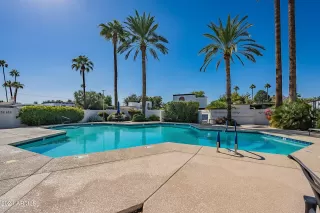 Photo #5: 6778953 Listing