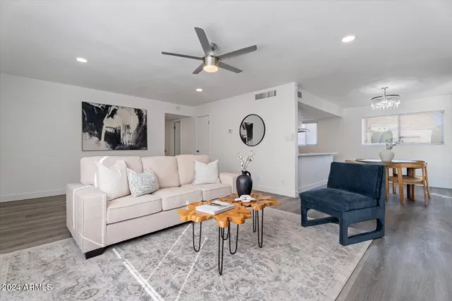 MLS: 6778970 Condo For Sale