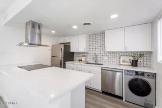 Photo #5: 6778970 Listing