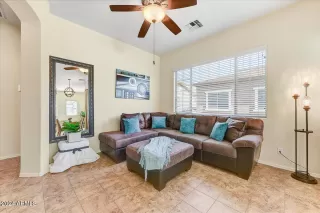 Photo #5: 6778987 Listing