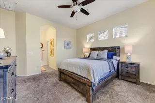 Photo #6: 6778987 Listing