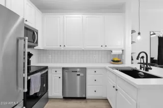 Photo #1: 6779151 Listing 