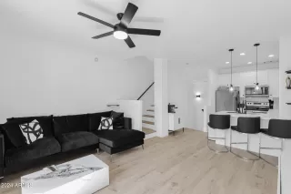 Photo #6: 6779151 Listing 