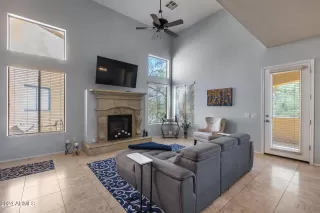 Photo #5: 6779191 Listing