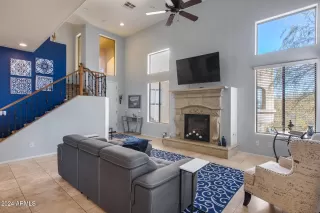 Photo #6: 6779191 Listing