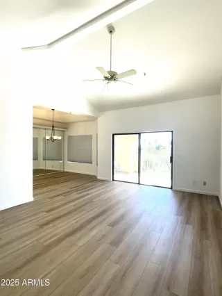 Photo #6: 6779252 Listing 