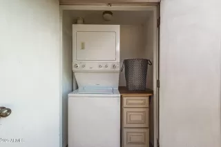 Photo #3: 6779292 Listing 