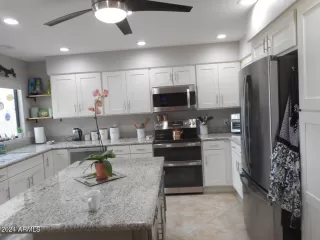 Photo #5: 6779328 Listing