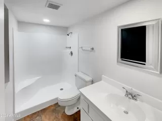 Photo #6: 6779732 Listing