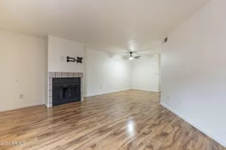 Photo #2: 6779775 Listing