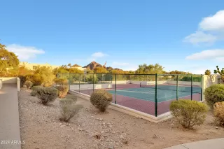 Photo #6: 6779980 Listing