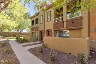 Photo #2: 6780223 Listing 