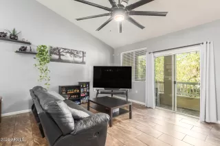 Photo #3: 6780223 Listing 