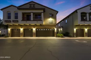 Photo #2: 6780346 Listing