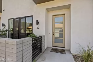 Photo #2: 6780406 Listing 