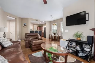 Photo #6: 6780484 Listing