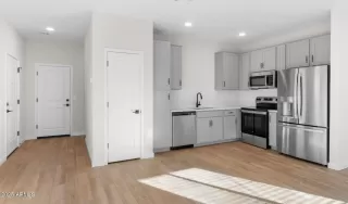 Photo #6: 6780582 Listing