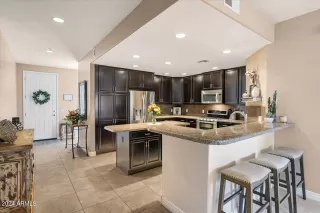 Photo #2: 6780600 Listing 