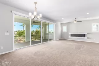 Photo #6: 6780771 Listing