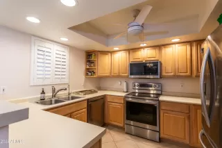 Photo #2: 6781134 Listing 