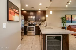 Photo #2: 6781712 Listing 