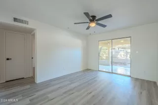 Photo #5: 6781809 Listing 