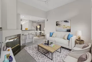 Photo #3: 6781825 Listing