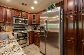 Photo #1: 6781855 Listing 