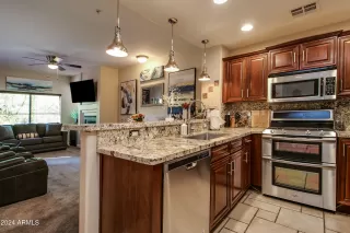 Photo #3: 6781855 Listing 