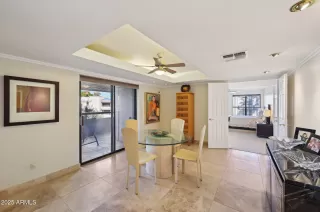 Photo #5: 6781912 Listing 