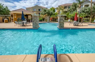 Photo #3: 6781935 Listing 
