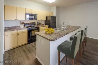 Photo #6: 6781935 Listing 
