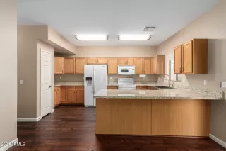 Photo #6: 6782019 Listing 