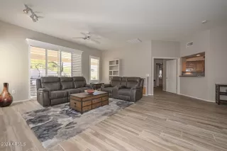 Photo #6: 6782023 Listing 