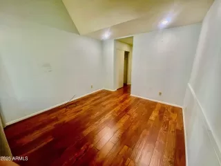 Photo #4: 6782055 Listing