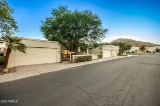 Photo #2: 6782272 Listing 