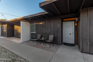 More Details about MLS # 6782617 : 1450 E BETHANY HOME ROAD#10