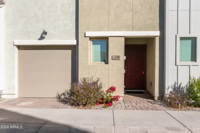 MLS: 6783062 Condo For Sale
